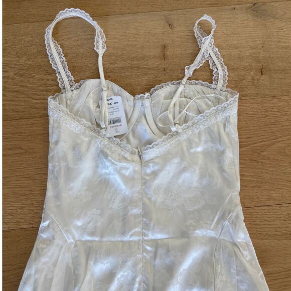 Cotton Candy LA - Satin Jacquard Bustier Mini Dress in Ivory Off White - Picture 5 of 6